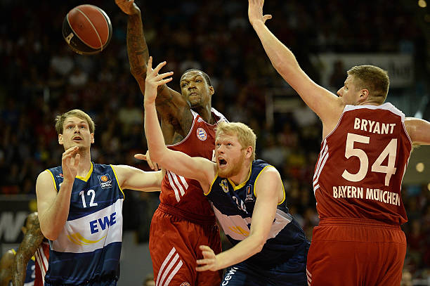 两支年轻球 两支年轻球