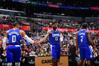 克拉克在凤 克拉克在凤