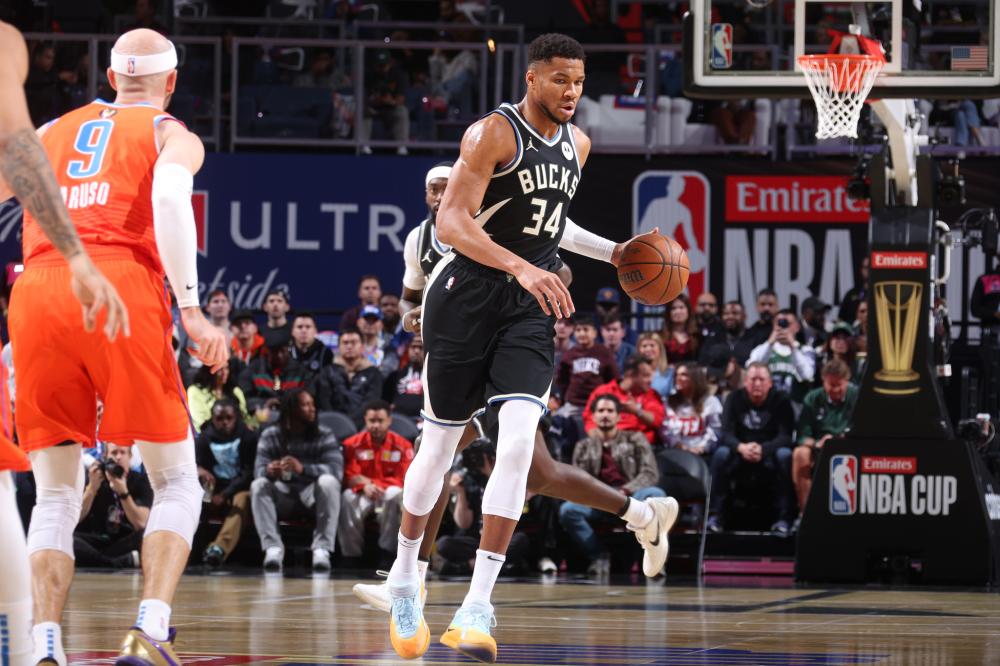 他既需要承 他既需要承